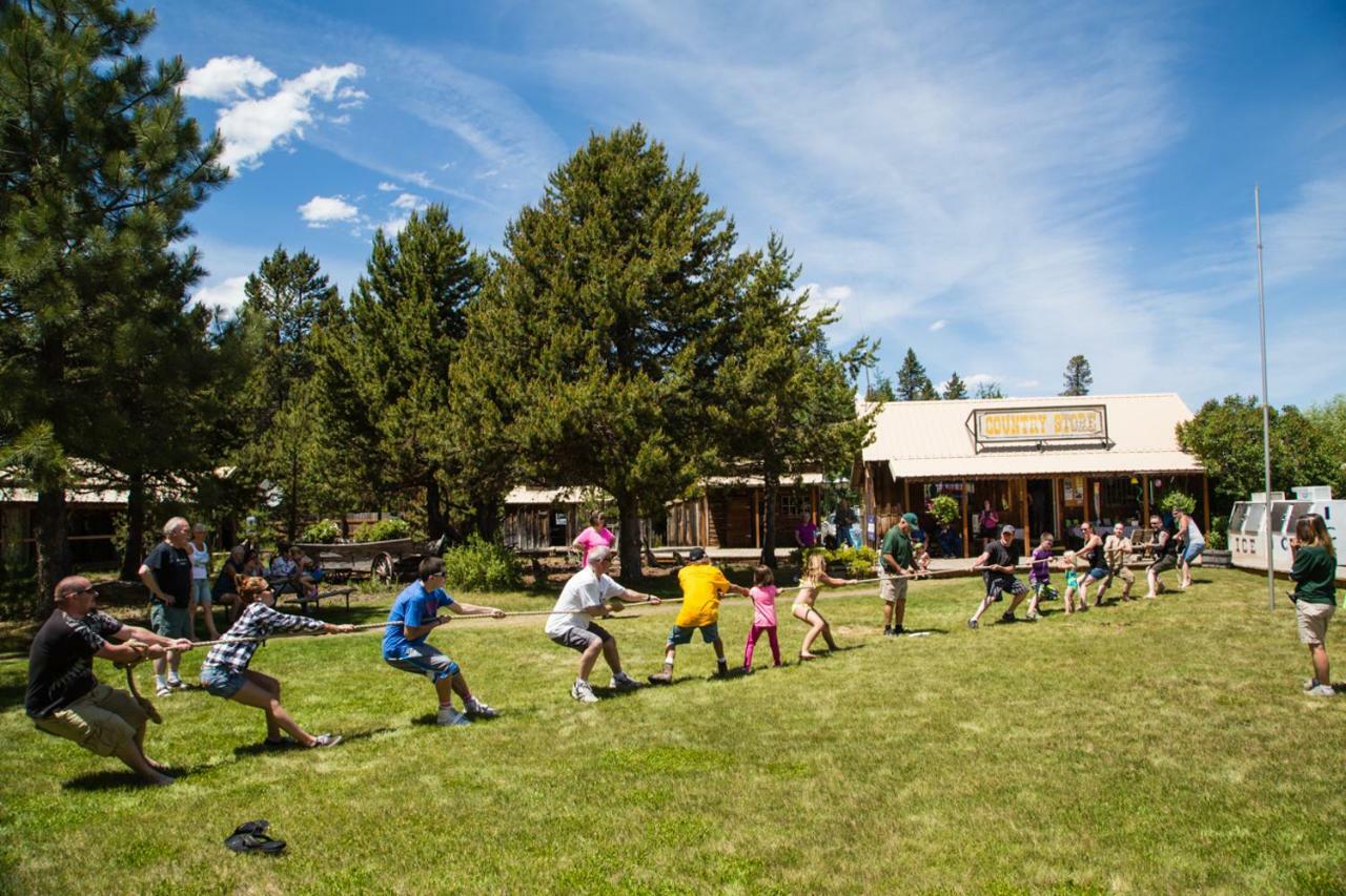 Bend-Sunriver Camping Resort Cottage 1 Exterior photo